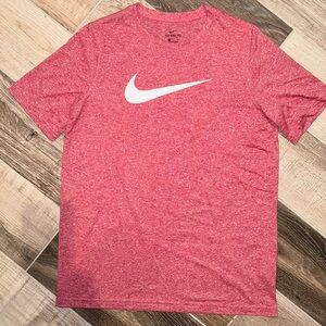 Nike Red Short Sleeve Tee EauC Mens M